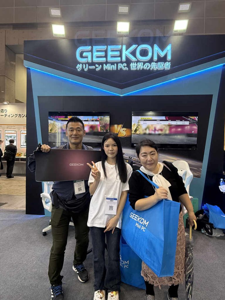 GEEKOMライブ・インタラクティブ・オーディエンス・フォト