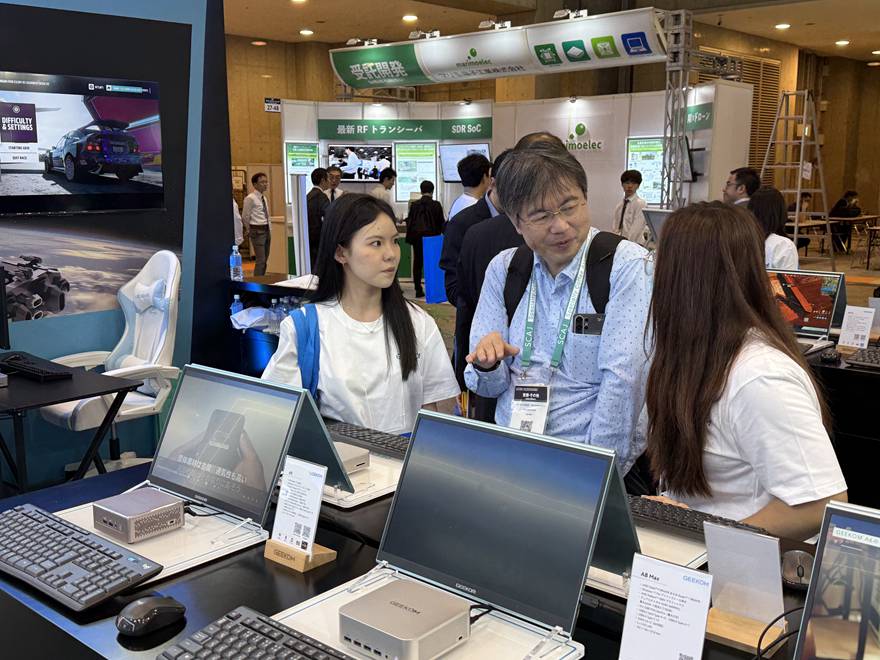 来場者からの製品選びやカスタマイズに関する技術的な質問にその場で対応し、特にビジネス導入を検討する法人担当者様から多数のご相談をいただきました。